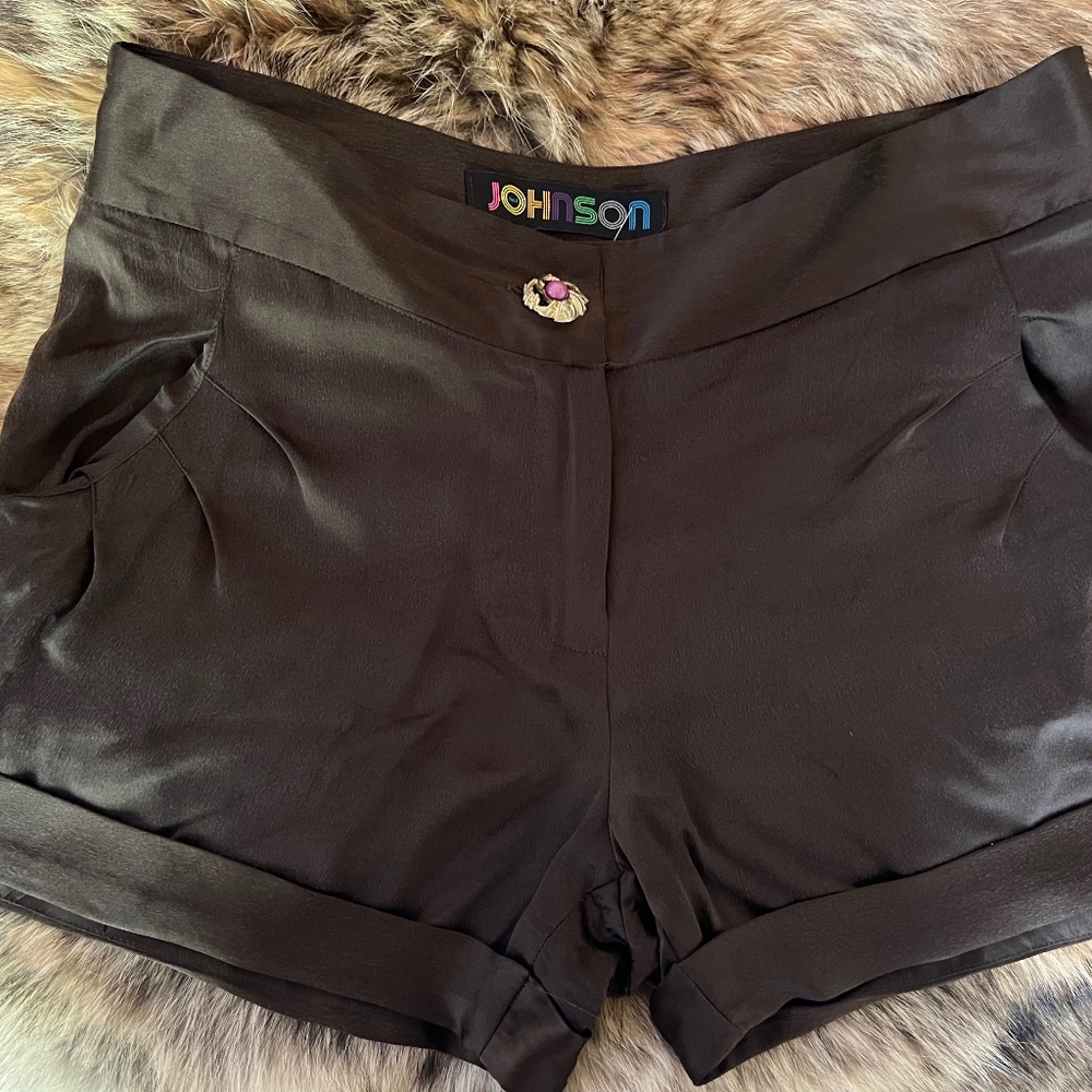 Sexy brown satin shorts size M or 8 Johnson